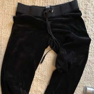 Juicy Couture black velour pants sz M